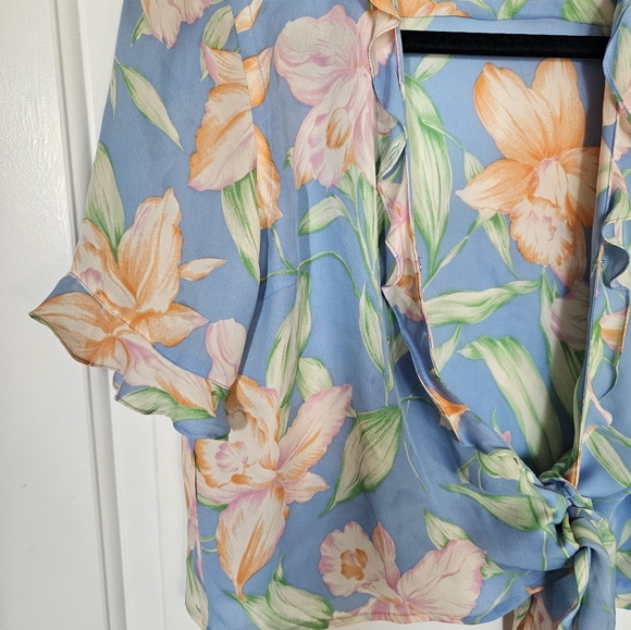 Ralph Lauren | Vintage LRLTropical Floral Silk Wrap Top Sz S - Picture 3 of 7